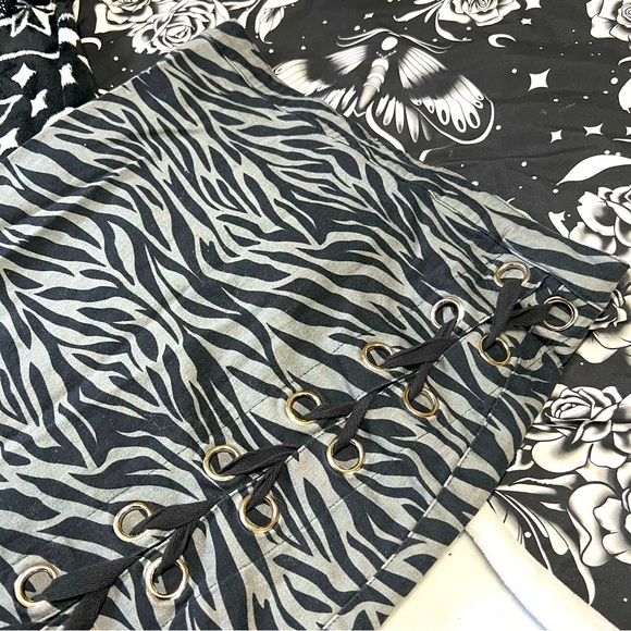 Switchblade Stiletto Zebra Print Pencil Skirt, XL - Picture 1 of 8